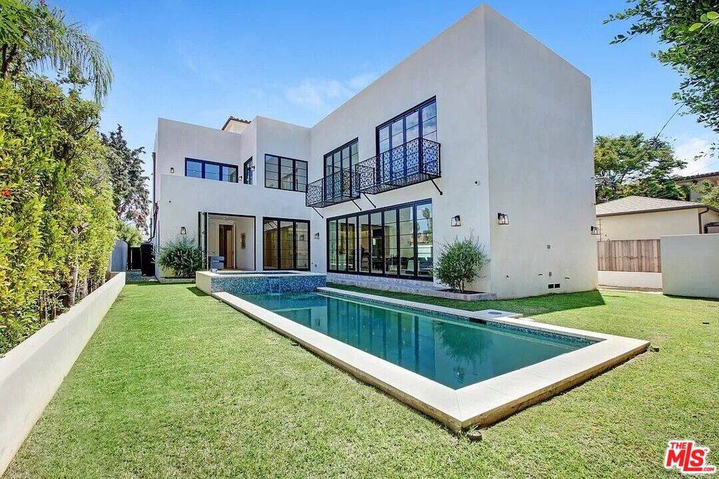 Los Angeles, CA 90049,12509 W Sunset BLVD