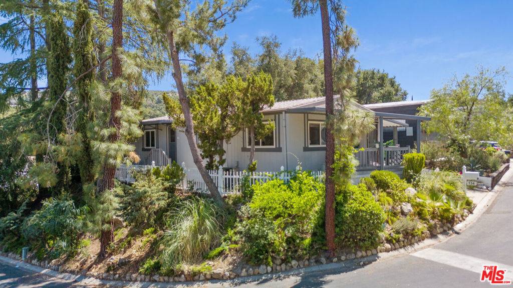 Calabasas, CA 91302,23777 Mulholland HWY #134