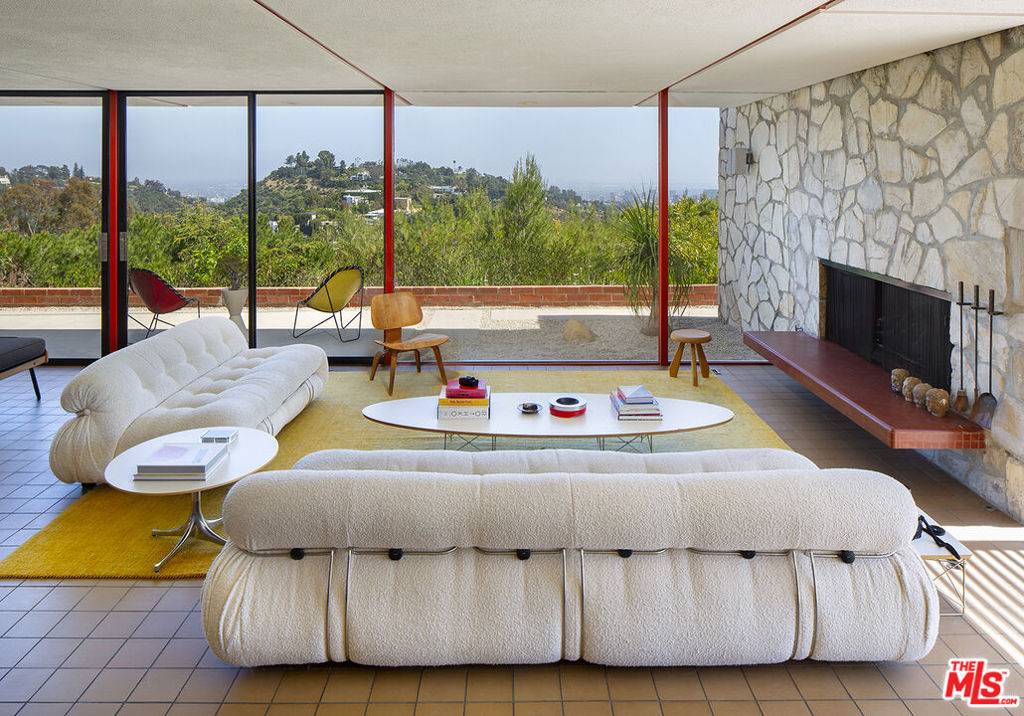 Los Angeles, CA 90077,1811 Bel Air Road