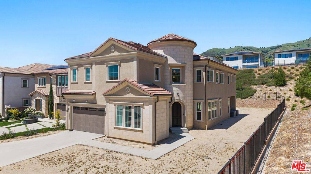Porter Ranch, CA 91326,20517 W Deer Grass CT