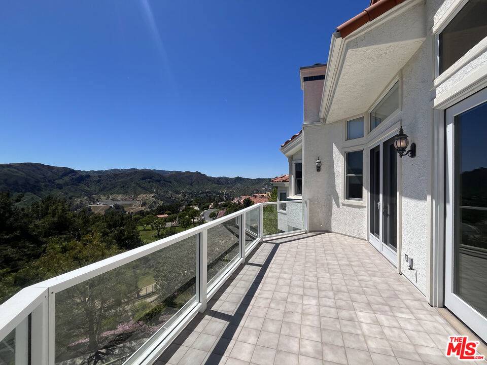 Pacific Palisades, CA 90272,2046 Palisades DR #24