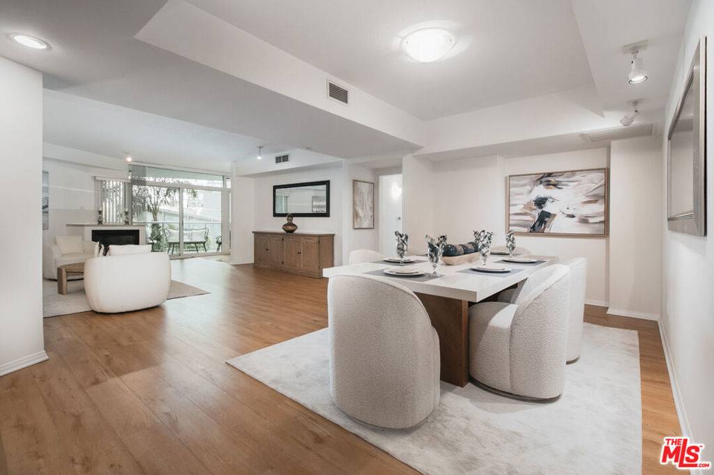 Marina Del Rey, CA 90292,13600 Marina Pointe DR #415