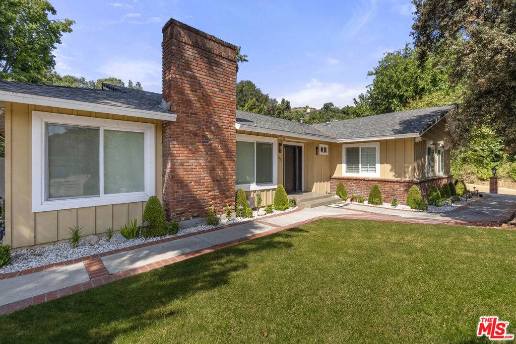Glendale, CA 91208,1823 Fern LN