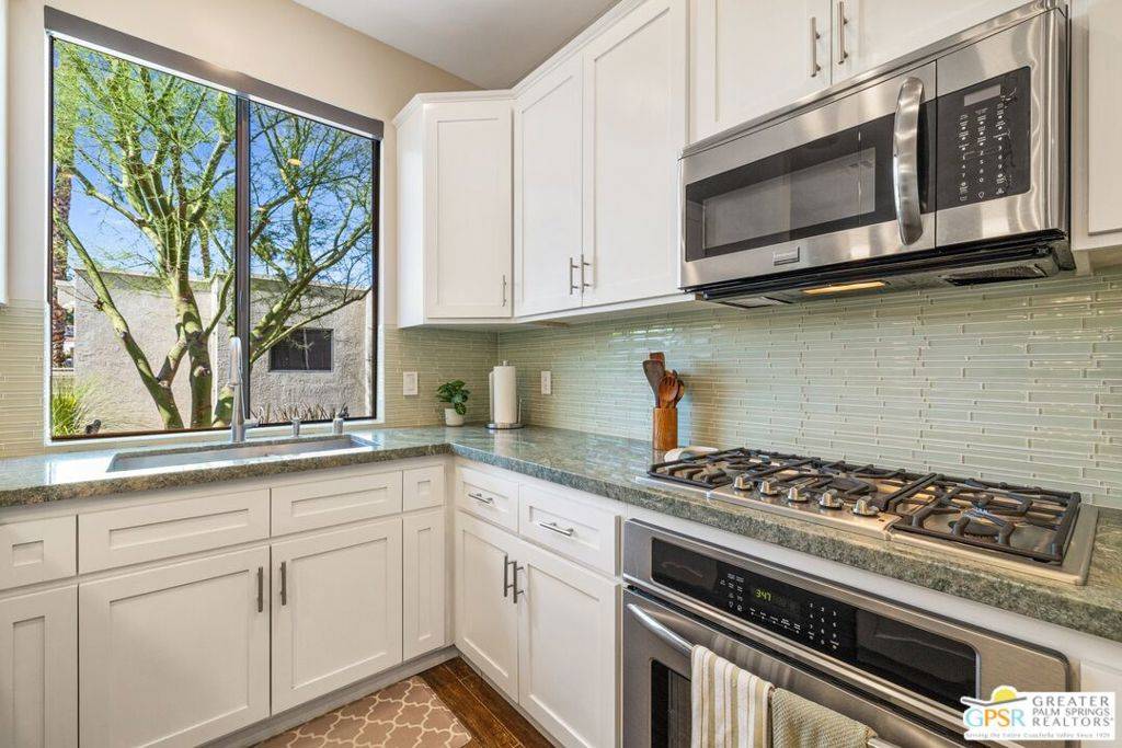 Rancho Mirage, CA 92270,747 Inverness DR