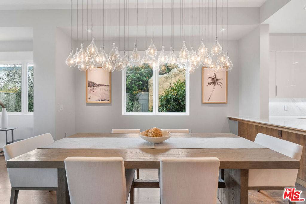 Malibu, CA 90265,22065 Pacific Coast HWY #1