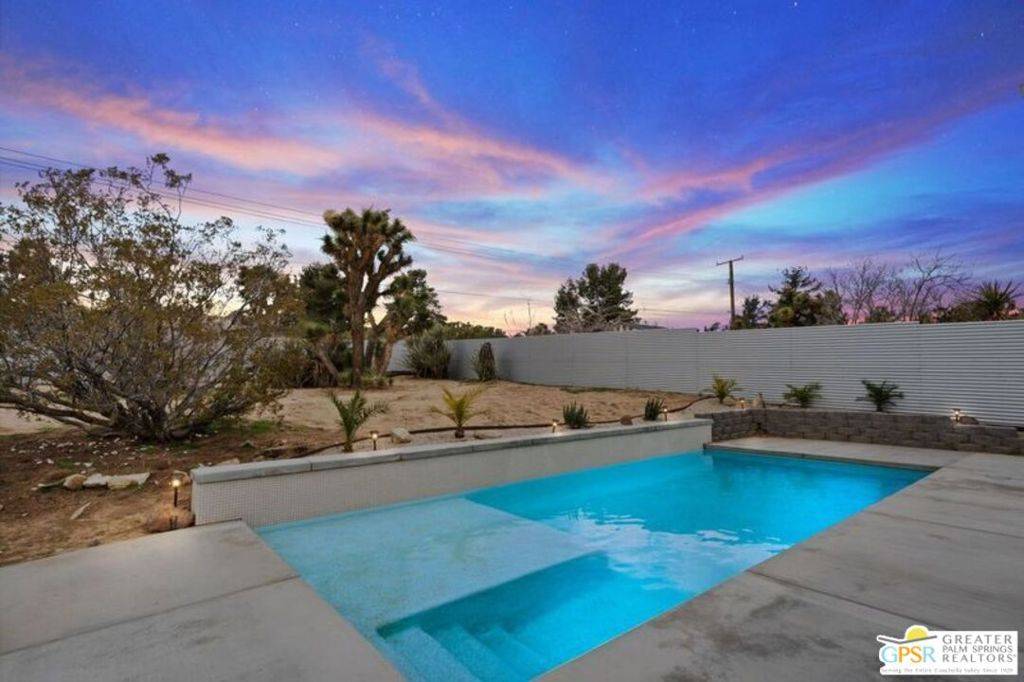 Yucca Valley, CA 92284,56527 Bonanza DR