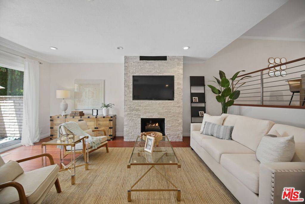 Marina Del Rey, CA 90292,4764 La Villa Marina #A