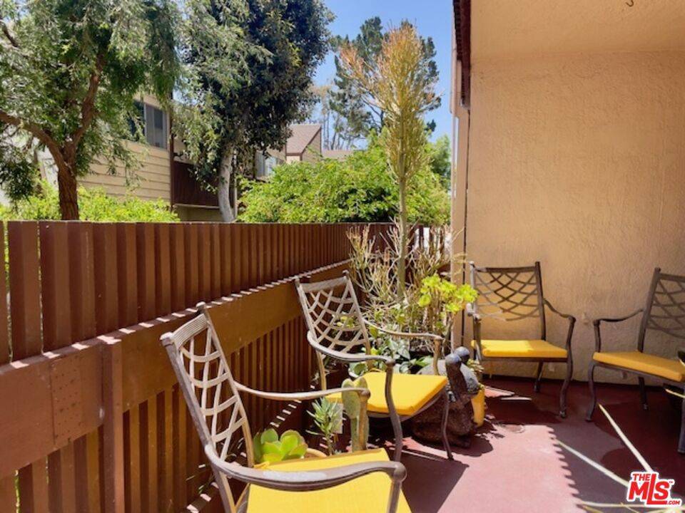 Culver City, CA 90230,6050 Canterbury DR #F110