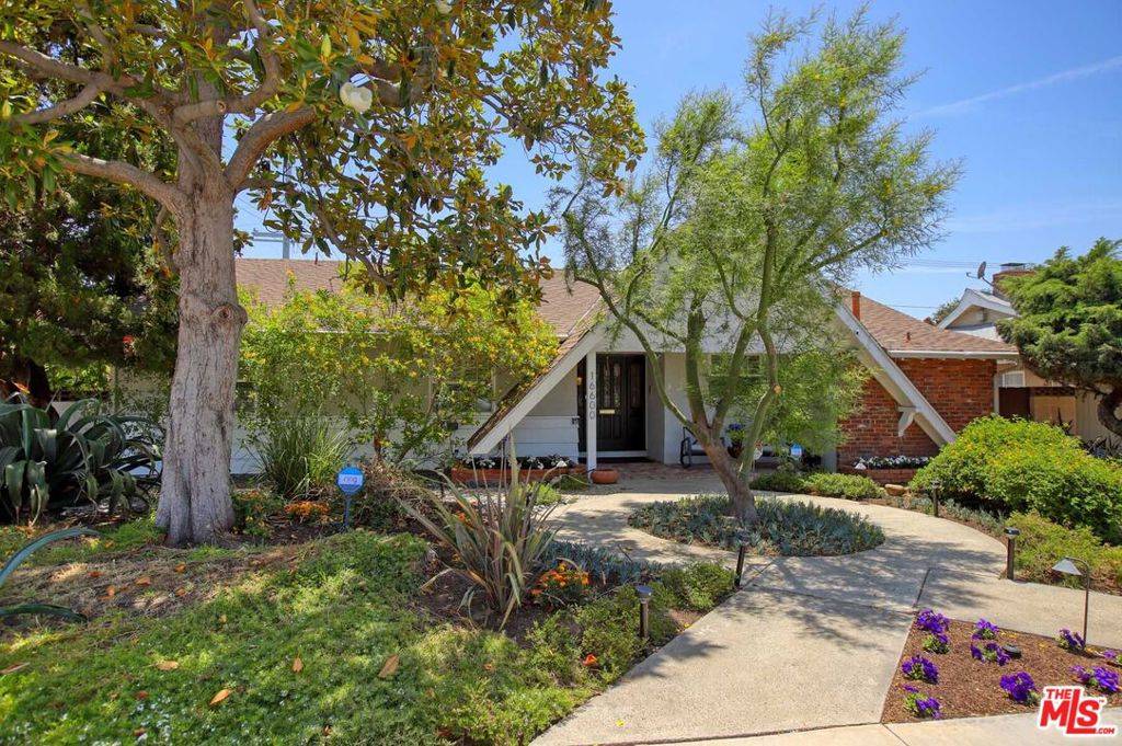 North Hills, CA 91343,16600 Nordhoff ST