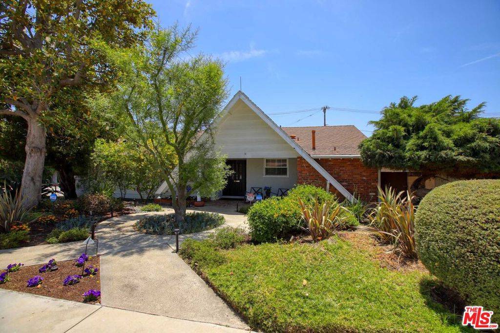 North Hills, CA 91343,16600 Nordhoff ST