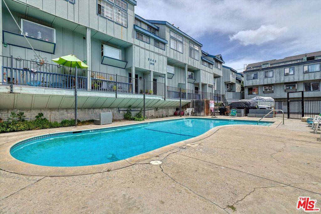 Panorama City, CA 91402,9336 Van Nuys BLVD #43