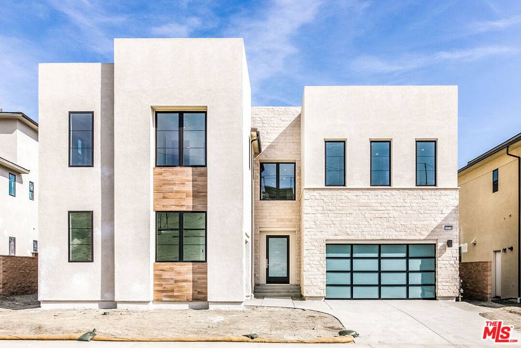 Porter Ranch, CA 91326,11770 N Hillsborough LN