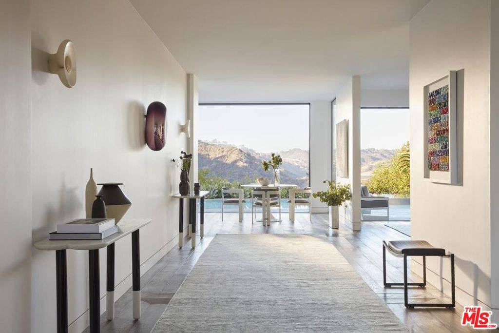 Los Angeles, CA 90077,1769 Stone Canyon RD