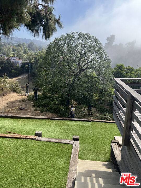 Pacific Palisades, CA 90272,372 N Grenola ST