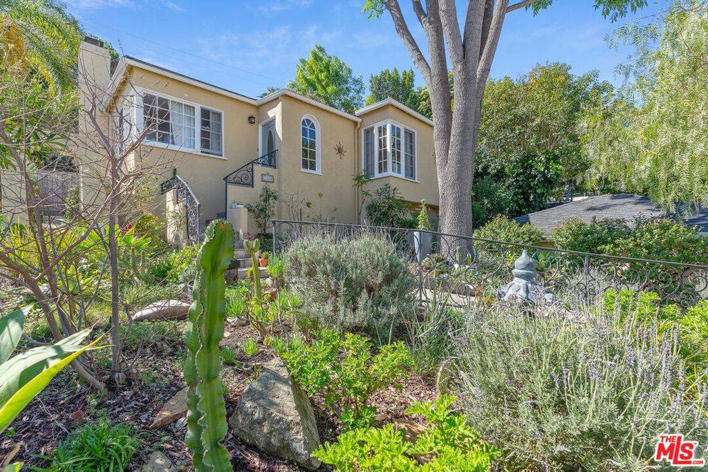 Studio City, CA 91604,11316 Sunshine TER