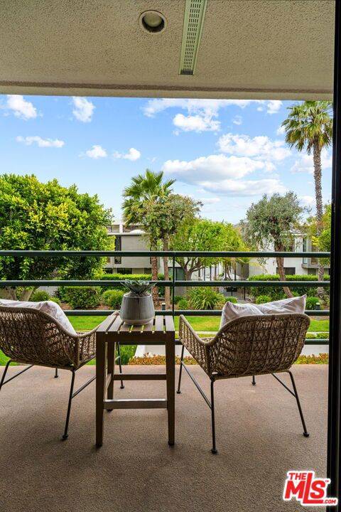 Santa Monica, CA 90405,2940 Neilson WAY #204
