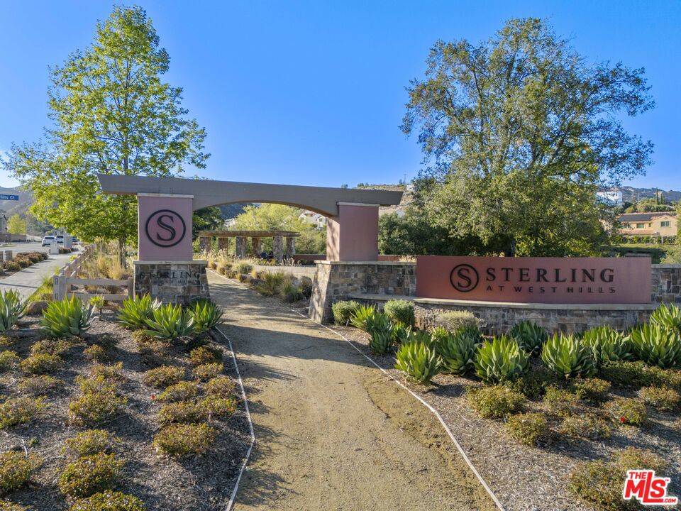 West Hills, CA 91304,24220 Sterling Ranch RD