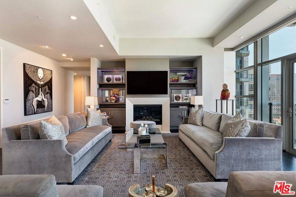 Los Angeles, CA 90024,10776 Wilshire BLVD #1601