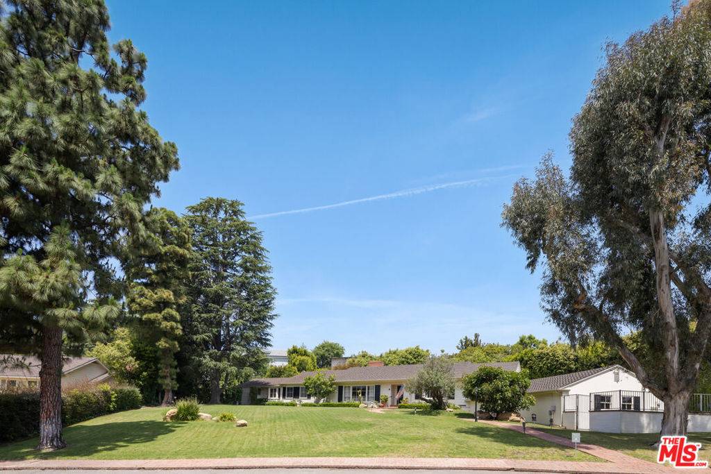 Pacific Palisades, CA 90272,1491 Capri DR