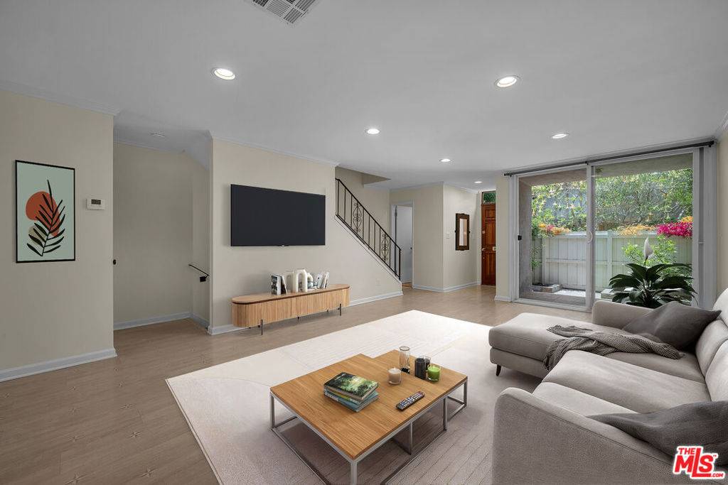 Culver City, CA 90230,5215 Sepulveda BLVD #8B