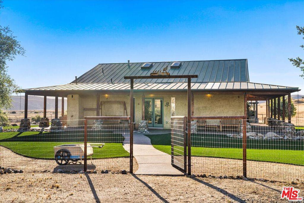 Cuyama, CA 93453,13750 Cuyama HWY