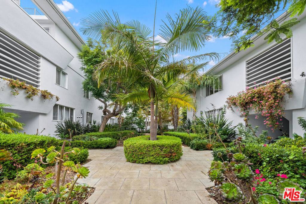 Santa Monica, CA 90402,130 San Vicente BLVD #138 C
