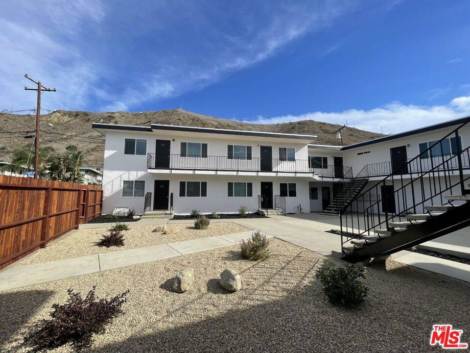 Ventura, CA 93001,100 E Center ST