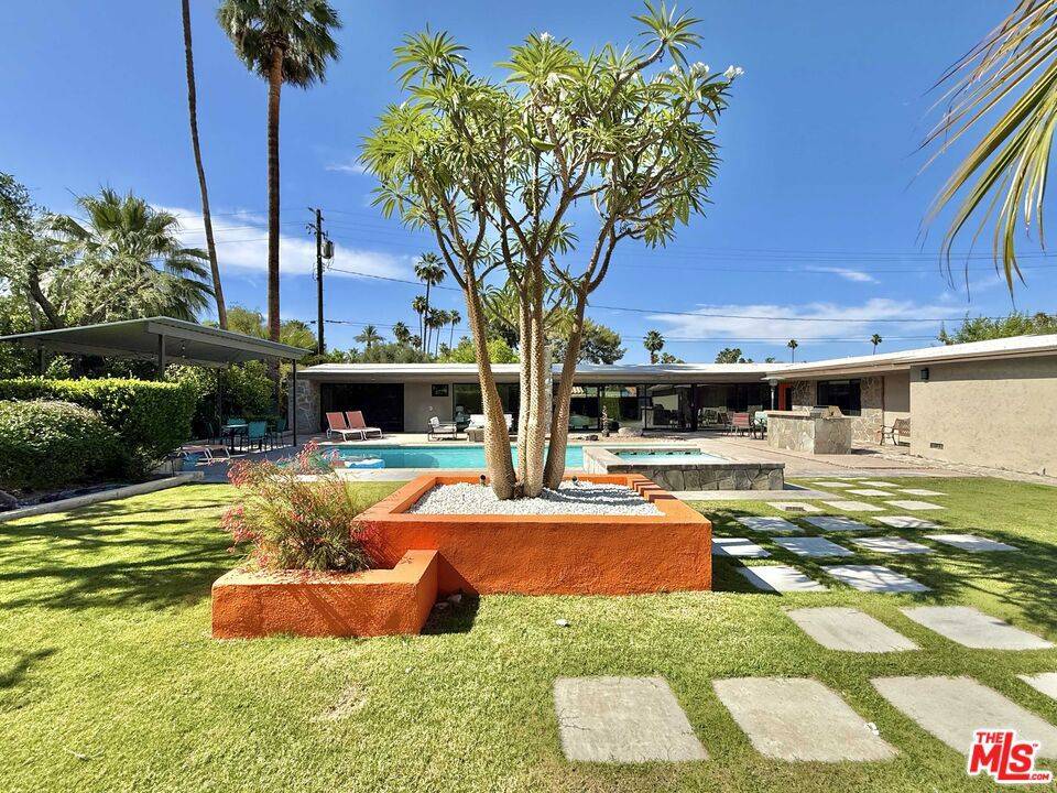 Palm Springs, CA 92264,13 Palomino RD