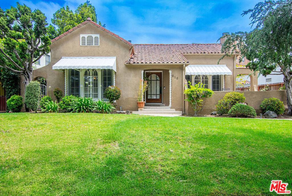 Los Angeles, CA 90004,616 Lillian WAY