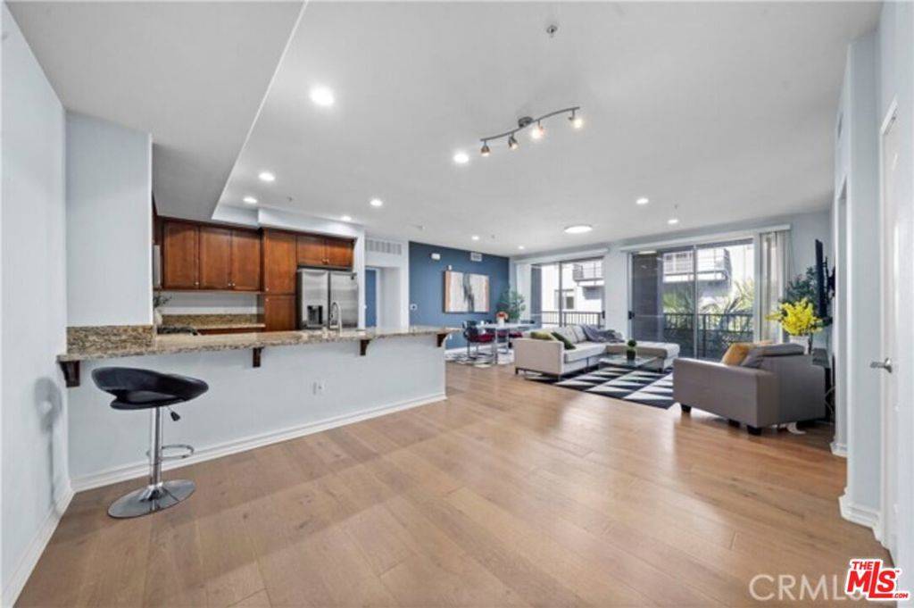 Los Angeles, CA 90013,629 Traction AVE #510