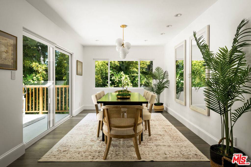 Topanga, CA 90290,508 GLEN TRL