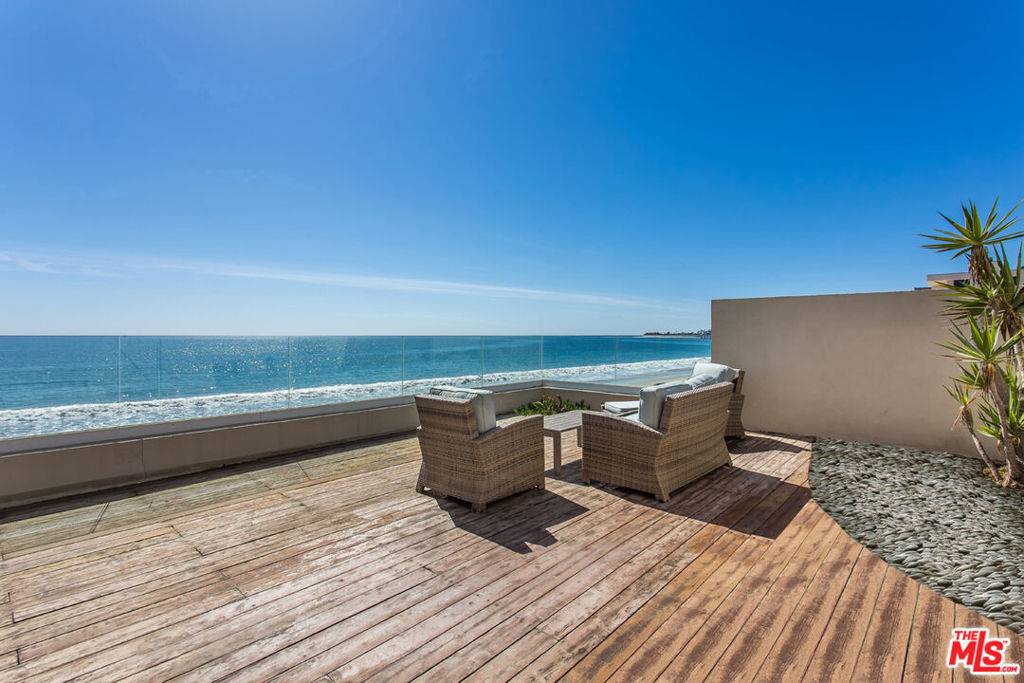 Malibu, CA 90265,22548 PACIFIC COAST HWY #100