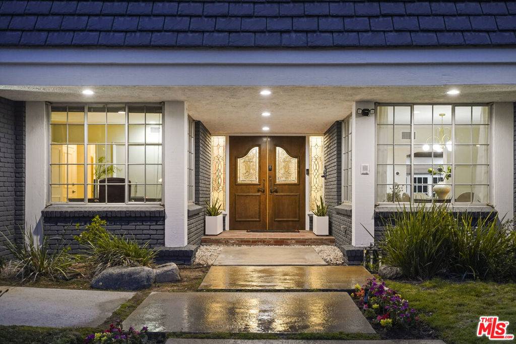 Encino, CA 91316,4071 Alonzo AVE