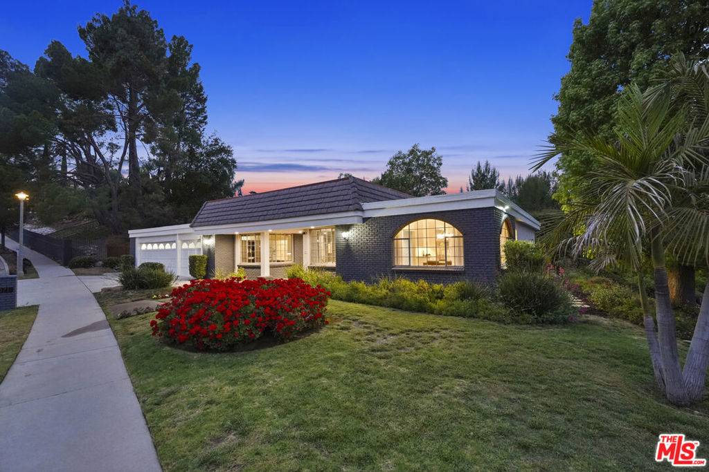 Encino, CA 91316,4071 Alonzo AVE
