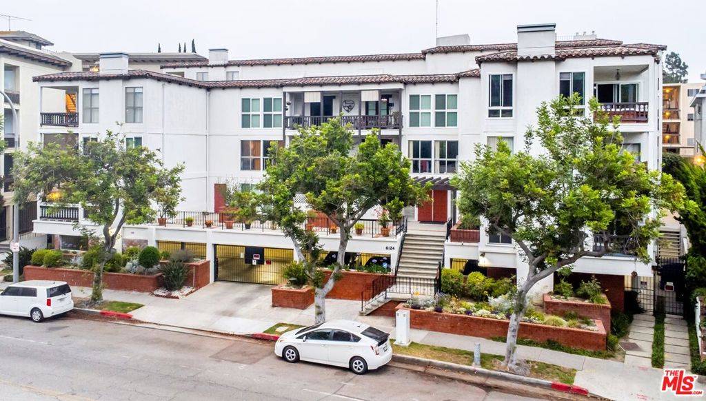 Culver City, CA 90230,6124 Buckingham #307
