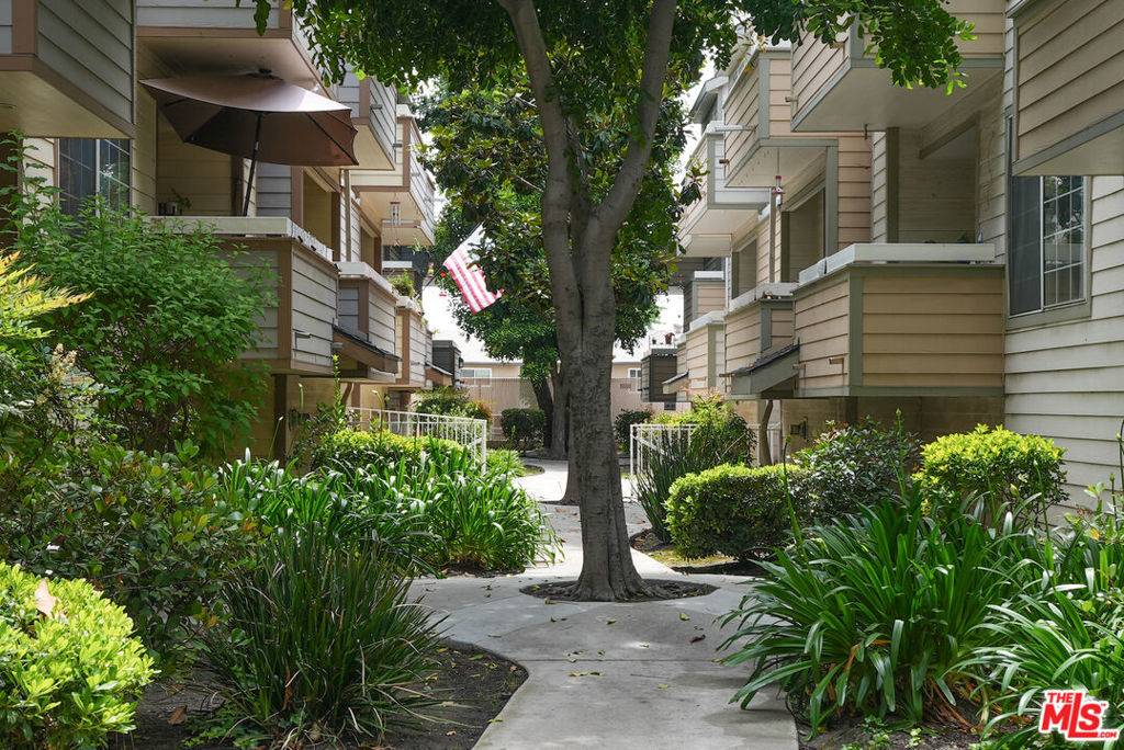Pacoima, CA 91331,11150 Glenoaks BLVD #27