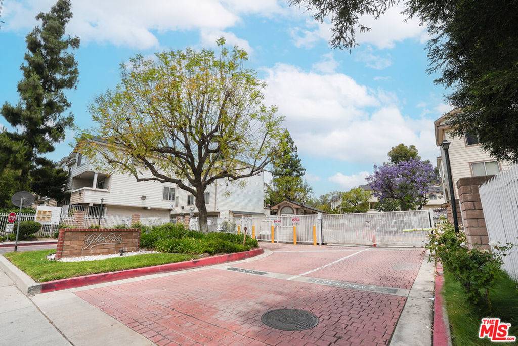Pacoima, CA 91331,11150 Glenoaks BLVD #27