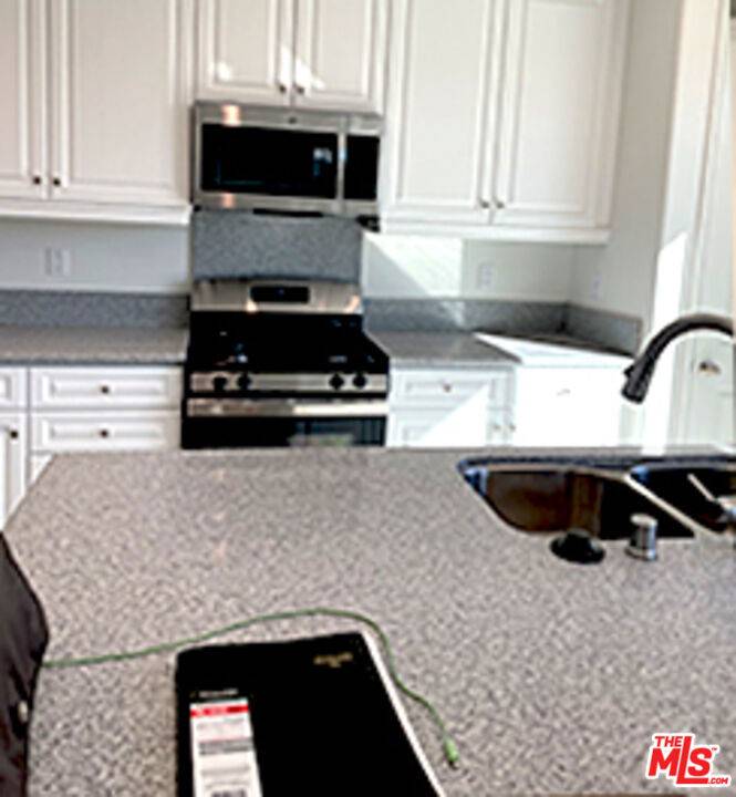 Palmdale, CA 93552,6614 Ardmore CT