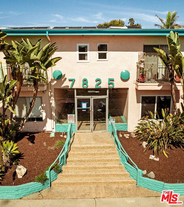 Playa Del Rey, CA 90293,7825 W Manchester AVE #28
