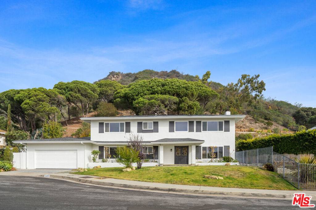 Pacific Palisades, CA 90272,18053 Blue Sail DR