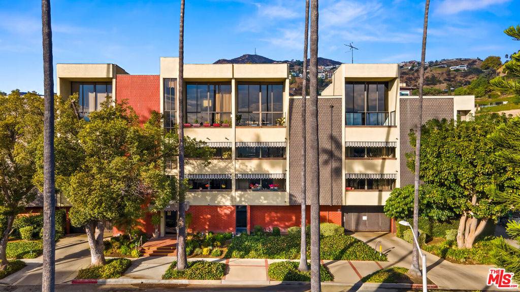 Glendale, CA 91202,125 W Mountain ST #115