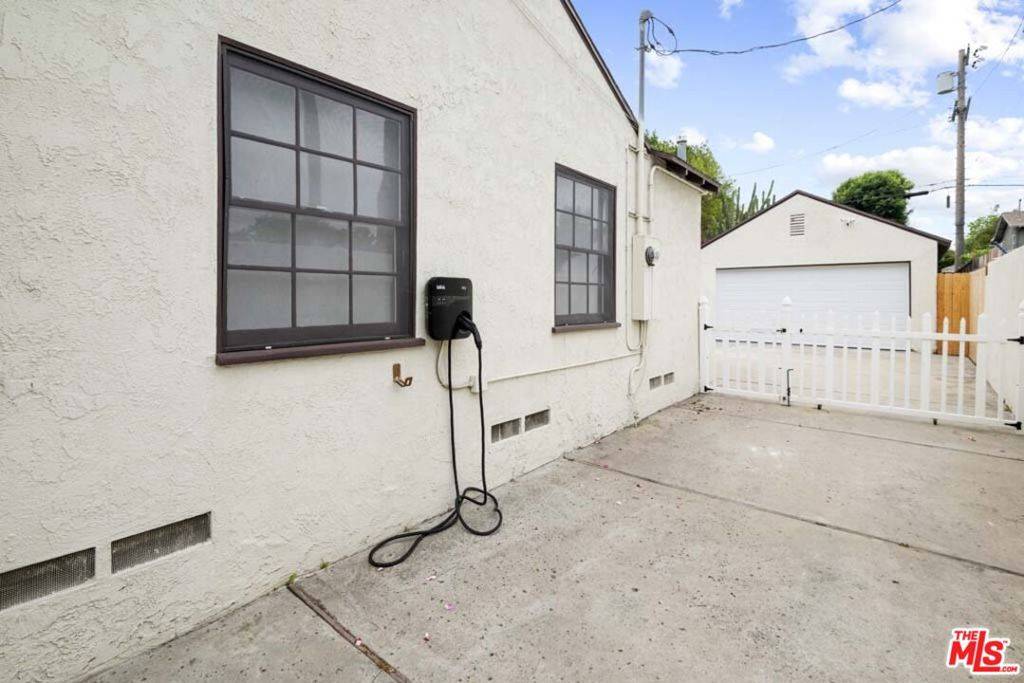 Sherman Oaks, CA 91403,4753 Saloma AVE