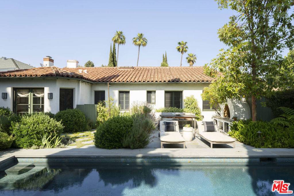 Los Angeles, CA 90027,3431 Lambeth ST