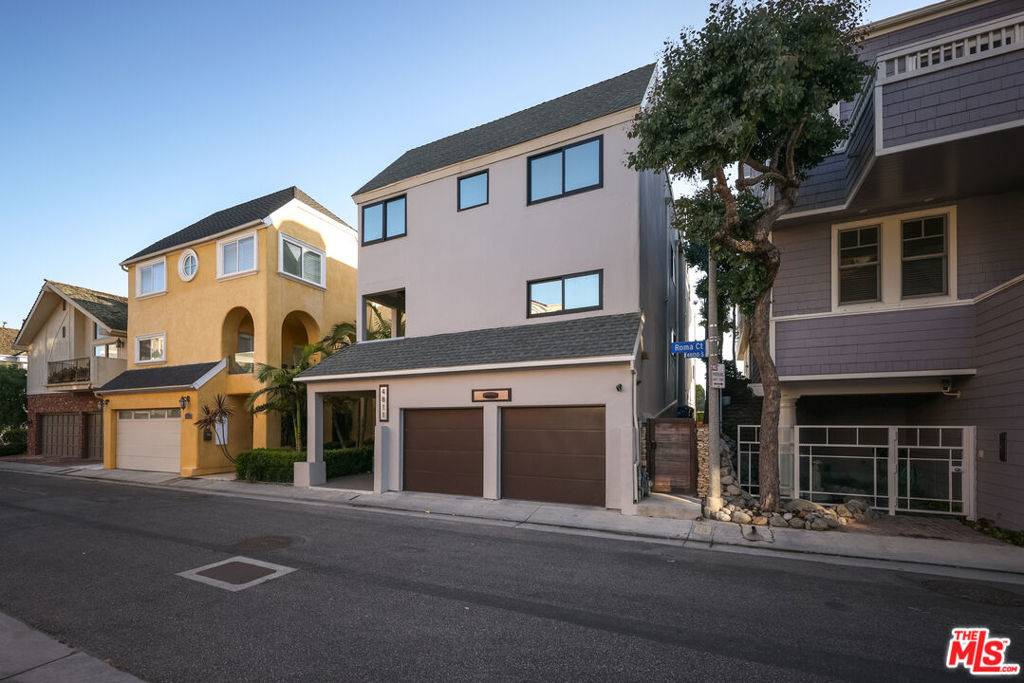 Marina Del Rey, CA 90292,4811 Roma CT