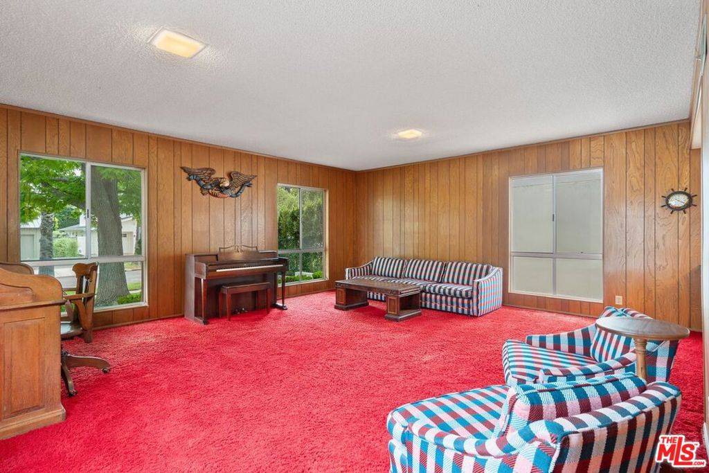 Santa Monica, CA 90402,351 21st ST