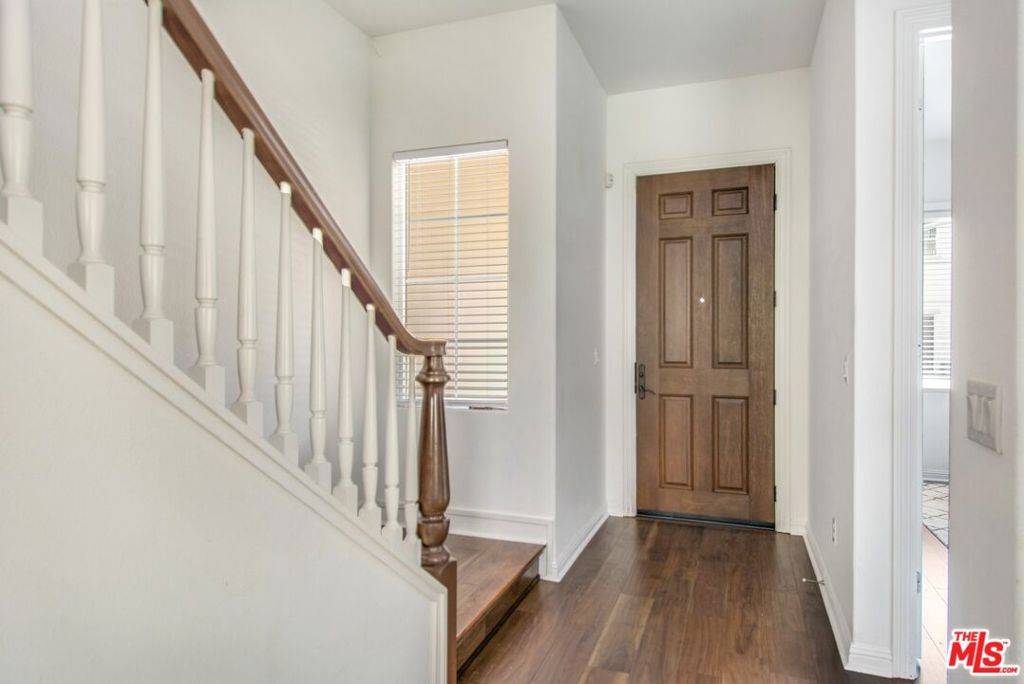 Porter Ranch, CA 91326,20659 W Beech CIR