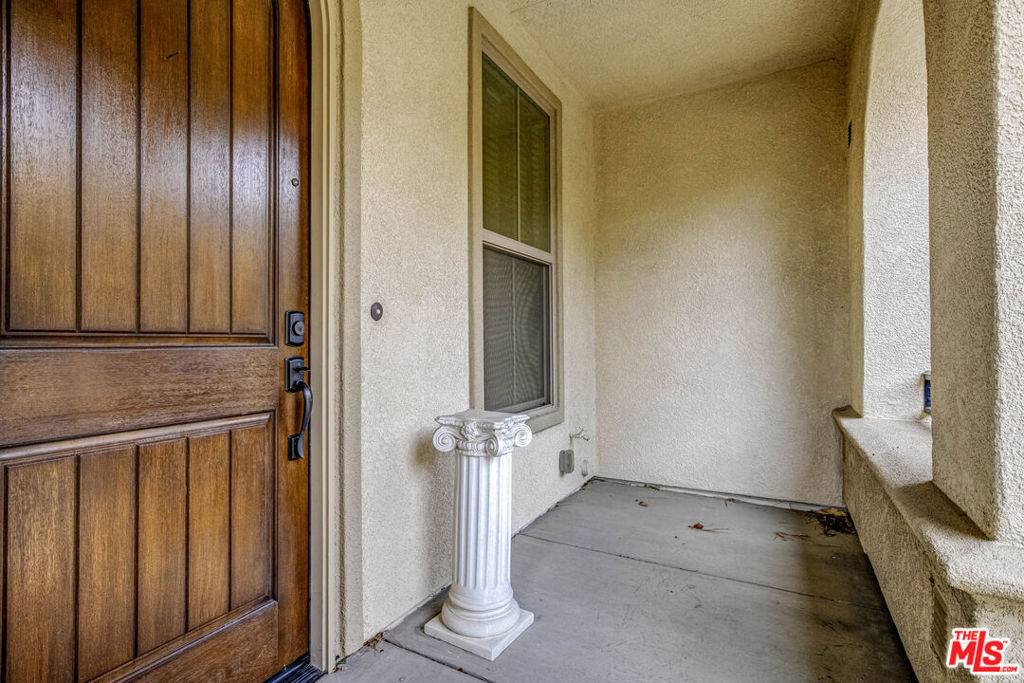 Porter Ranch, CA 91326,20421 Paseo Altisse