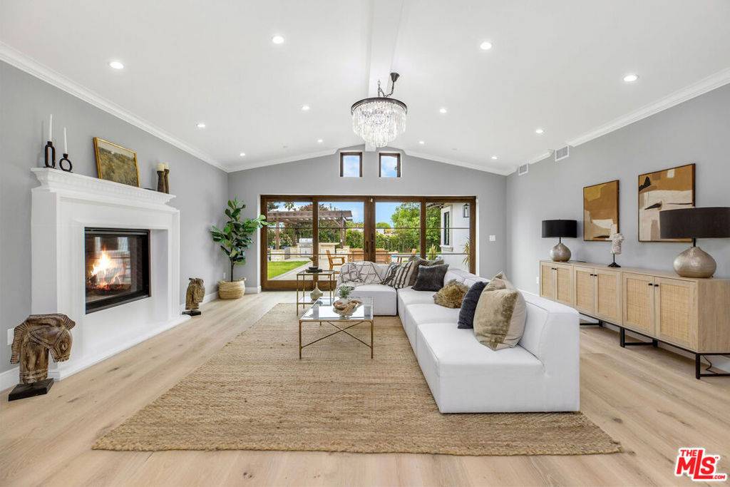 Rancho Palos Verdes, CA 90275,6888 Alta Vista DR