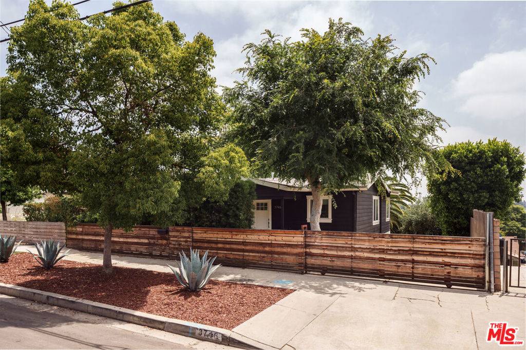 Los Angeles, CA 90032,3746 Randolph AVE
