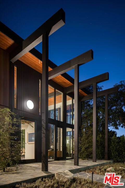 Studio City, CA 91604,11558 DUQUE DR